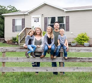 Photo of Weston & Ashley Beseda from Texas
